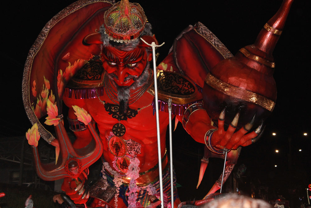 Escultura del diablo del Carnaval de Riosucio