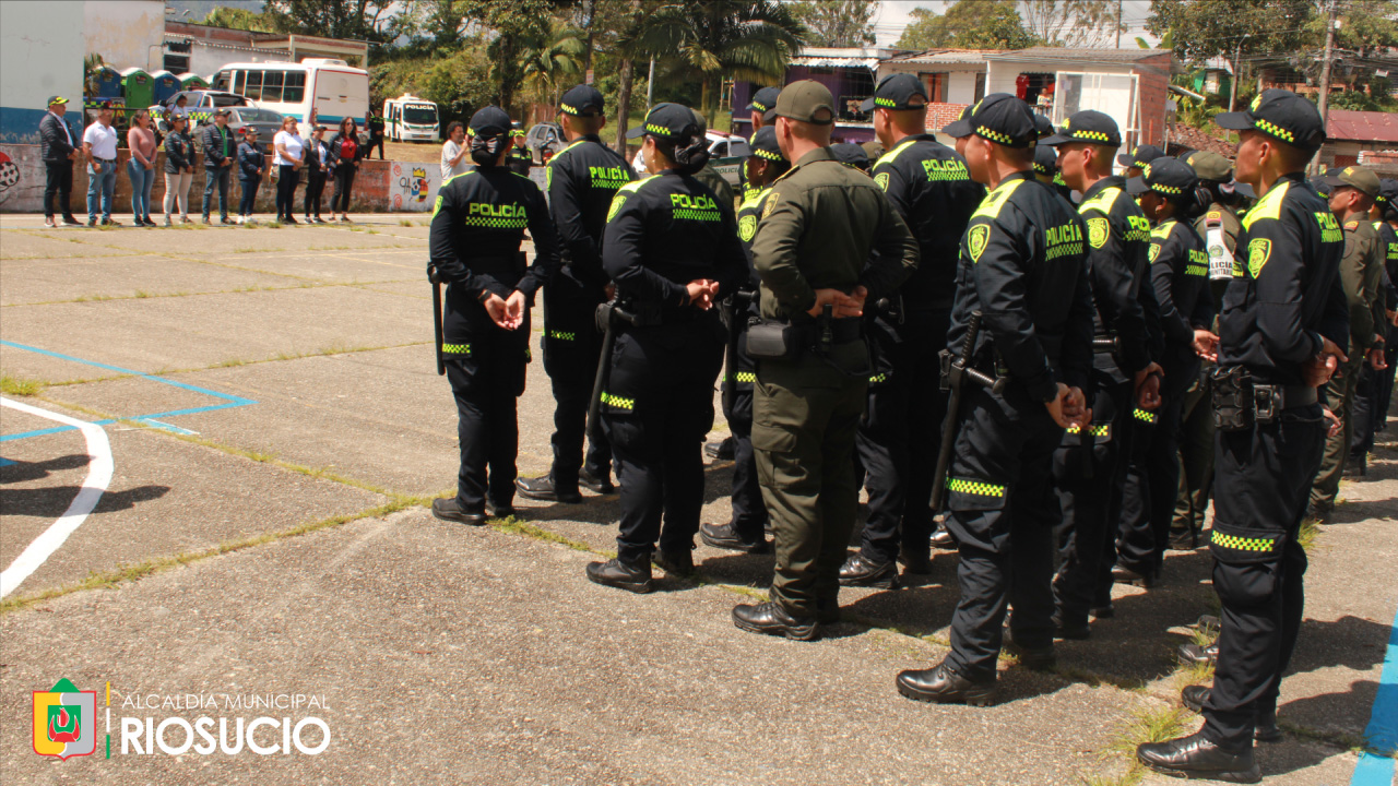 10_imagen-balance-seguridad-carnaval Miembros de la policia nacional formados